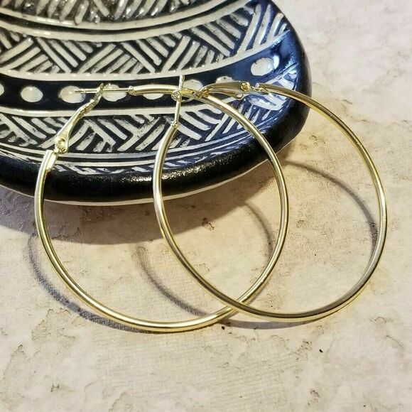 Sleek Gold Tone Large Hoop Earrings 50mm 2" Leverback Dangle Minimalist Classic - Picture 3 of 6